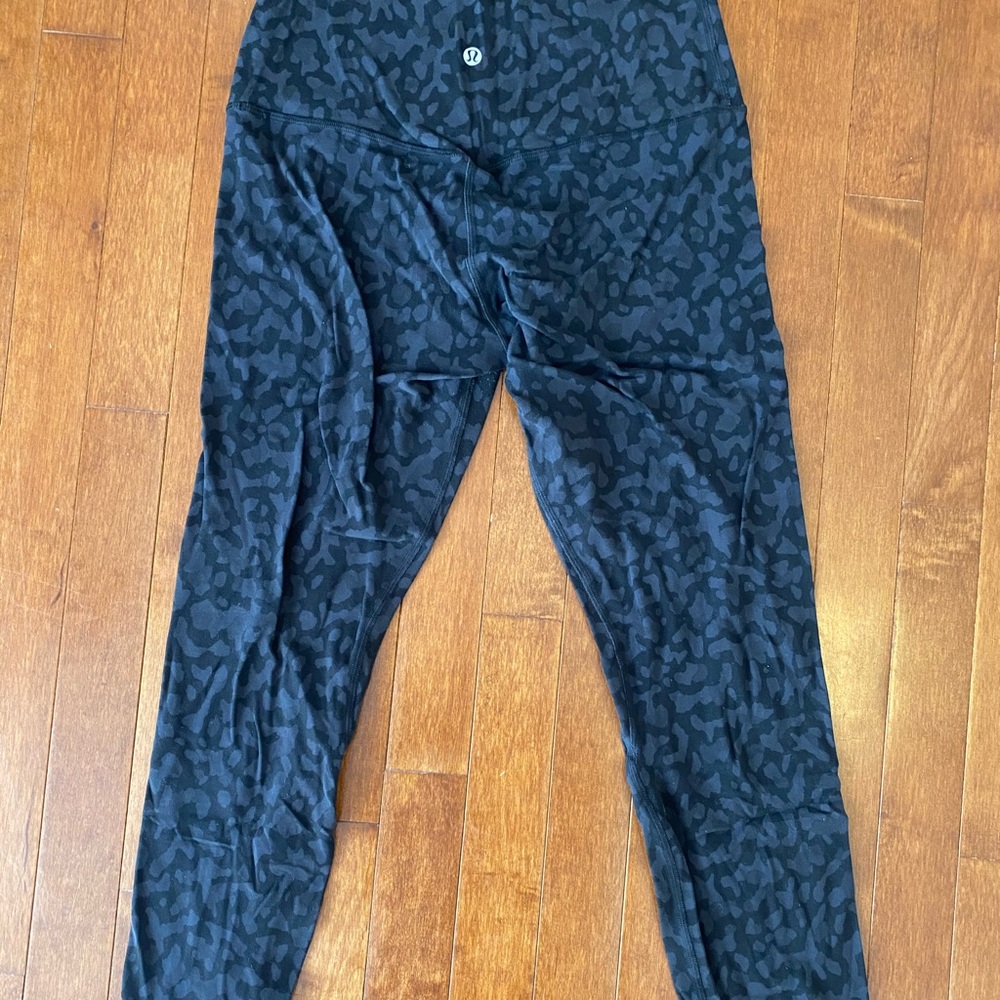 Lululemon 28’ Align Leggings